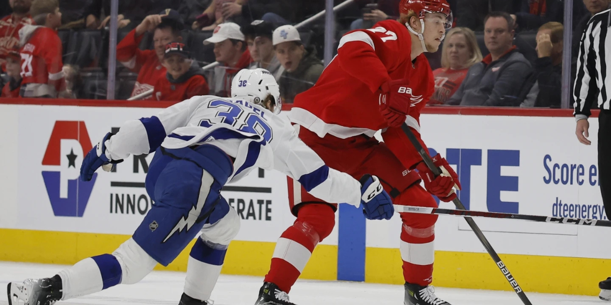 NHL Game Preview: Detroit Red Wings at Tampa Bay Lightning with Line Combinations 04/13/2026