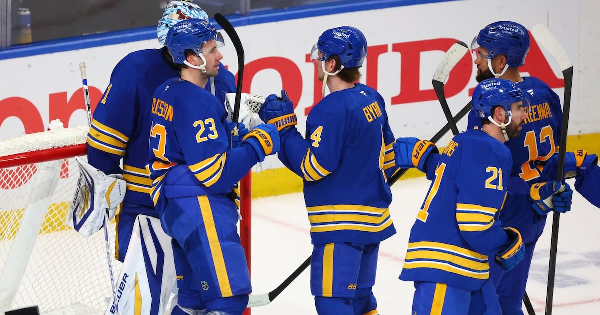 Sabres mark return to the playoffs by rallying to beat Bruins