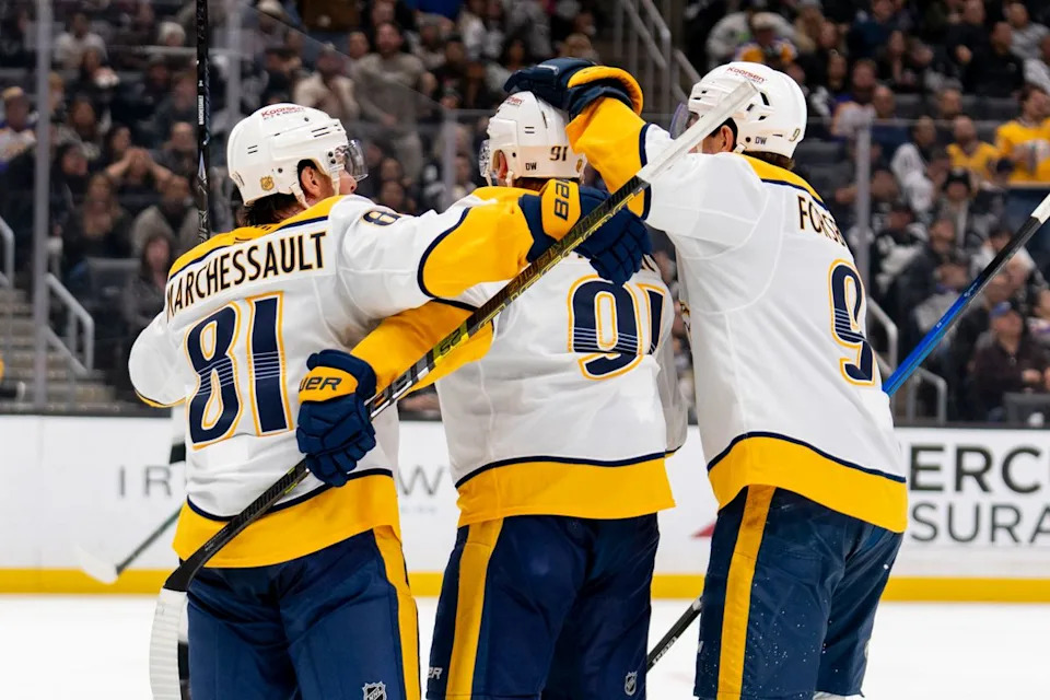 Nashville Predators C Steven Stamkos (91) celebrates his goal with his teammates during an NHL game against the Los Angeles Kings, Monday April 6th, 2026 in Los Angeles, California. 