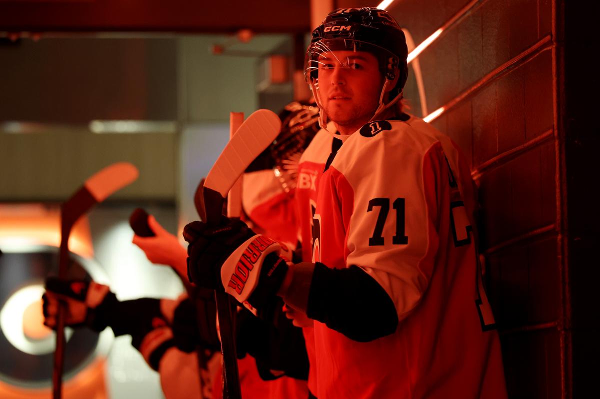 Playoff Hopes Take Huge Hit in Flyers' Loss to Detroit