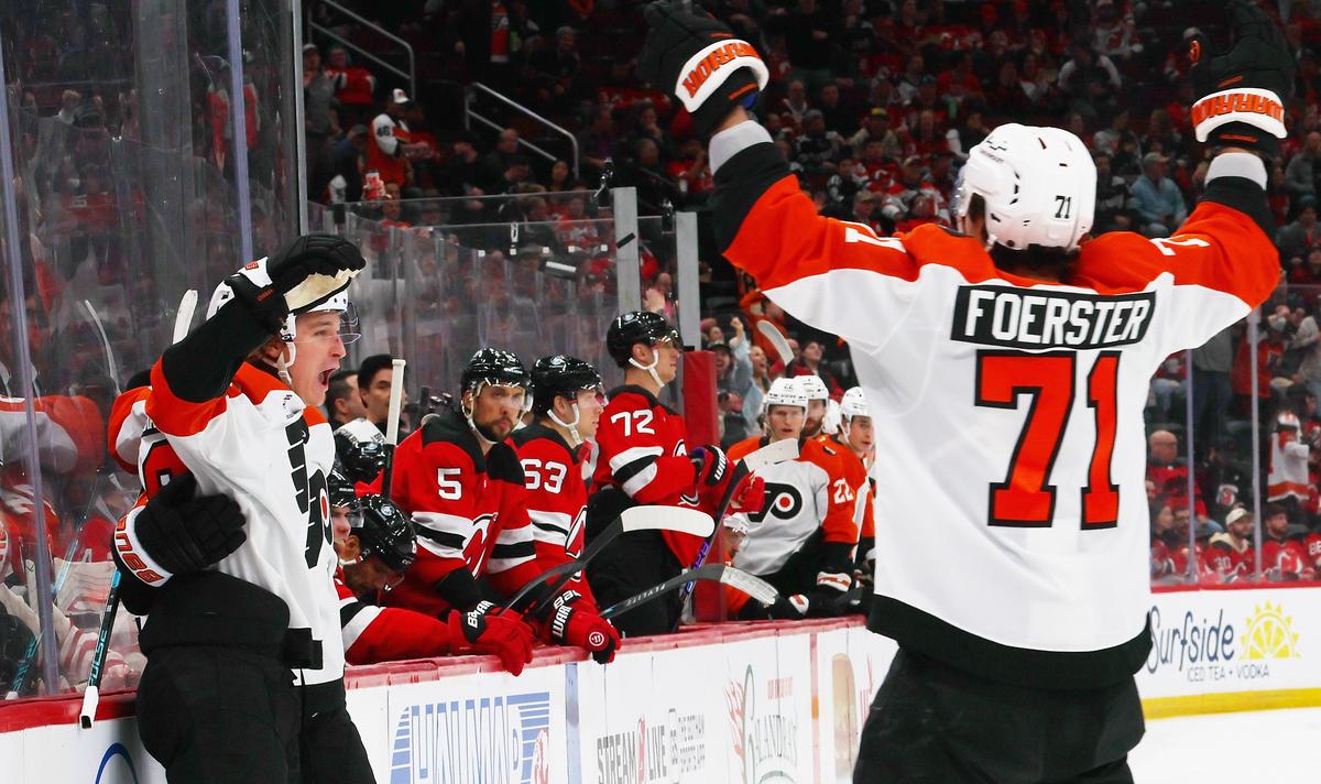 Zegras, Foerster Lead Flyers Past Devils