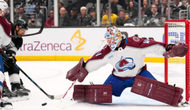 Scott Wedgewood, Avalanche beat Kings 4-2 in Game 3 to take commanding 3-0 series lead
