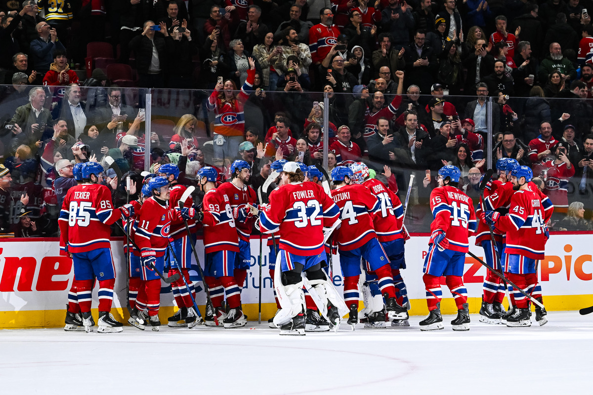 Montreal Canadiens 2026 Playoff Race: Caufield, Slafkovský Fuel Surge