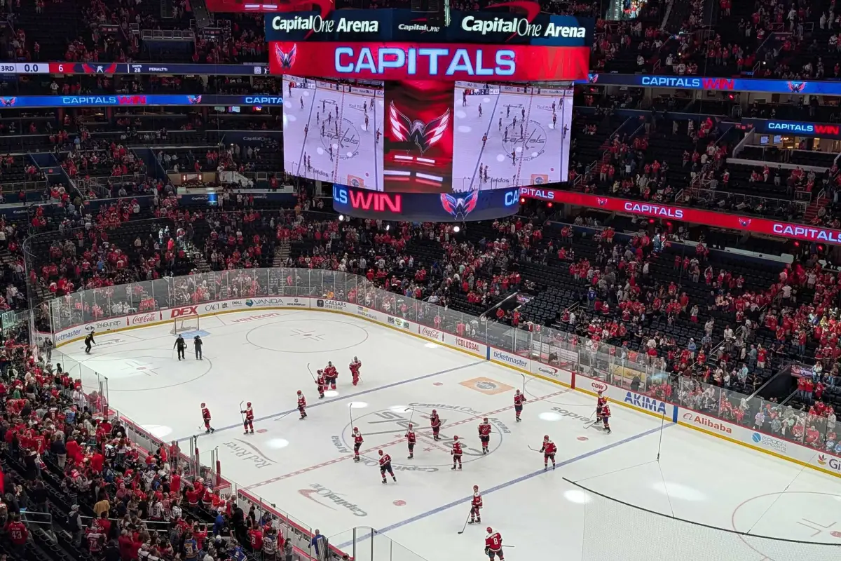 Washington Capitals now just 1 point out of playoff spot after defeating Buffalo Sabres