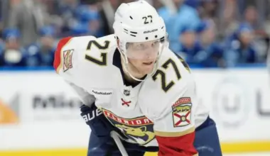 Panthers’ Eetu Luostarinen fined for high-sticking Penguins’ Rickard Rakell