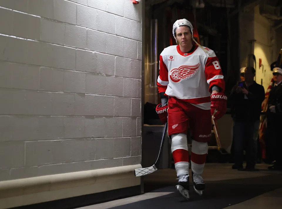 Patrick Kane of the Detroit Red Wings leaves the icing following warmups prior to the game against the New York Rangers at Madison Square Garden on April 4, 2026 in New York.