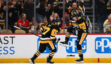Malkin has hat trick, Penguins score 6 goals in 2nd period to cruise past Panthers