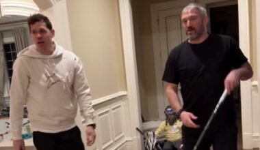 Evgeni Malkin plays hallway hockey at Alex Ovechkin’s house after traveling for Capitals-Penguins game in DC