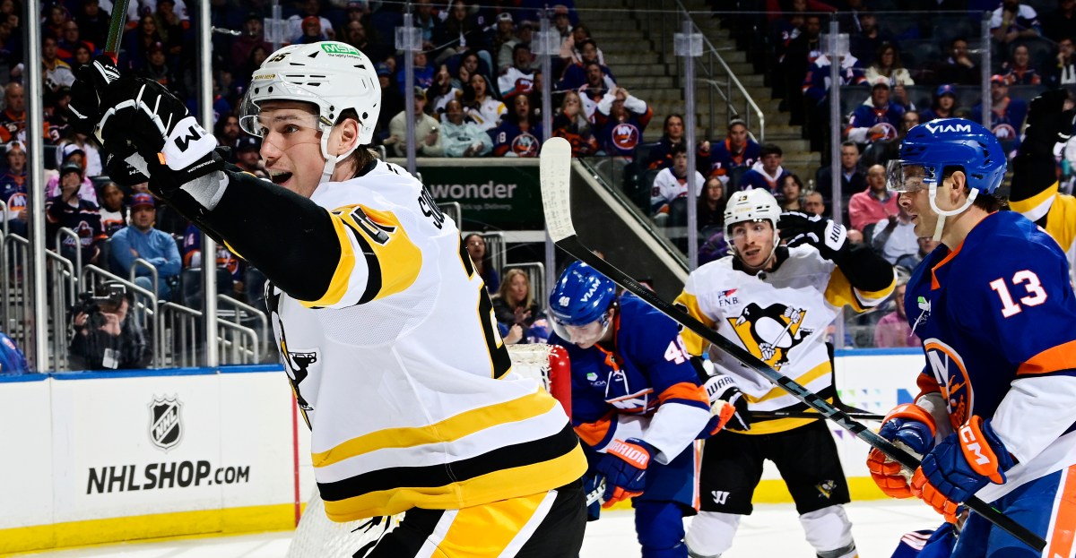 Penguins 8, Islanders 3: Things fall apart