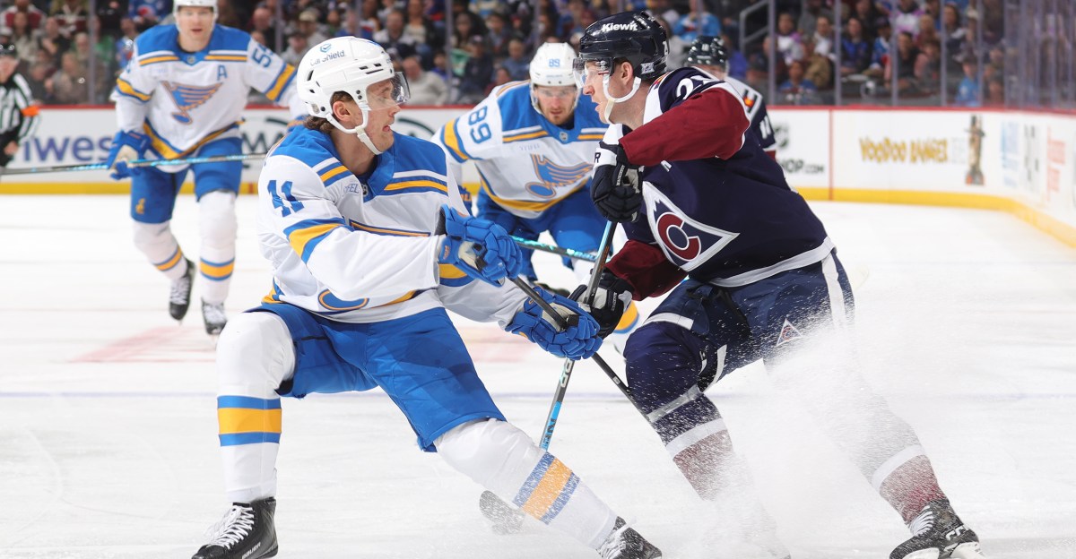 Recap: Avs lose 3-2 to surging Blues