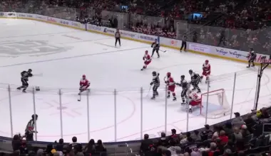 Jordan Martinook with a Shorthanded Goal vs. Columbus Blue Jackets