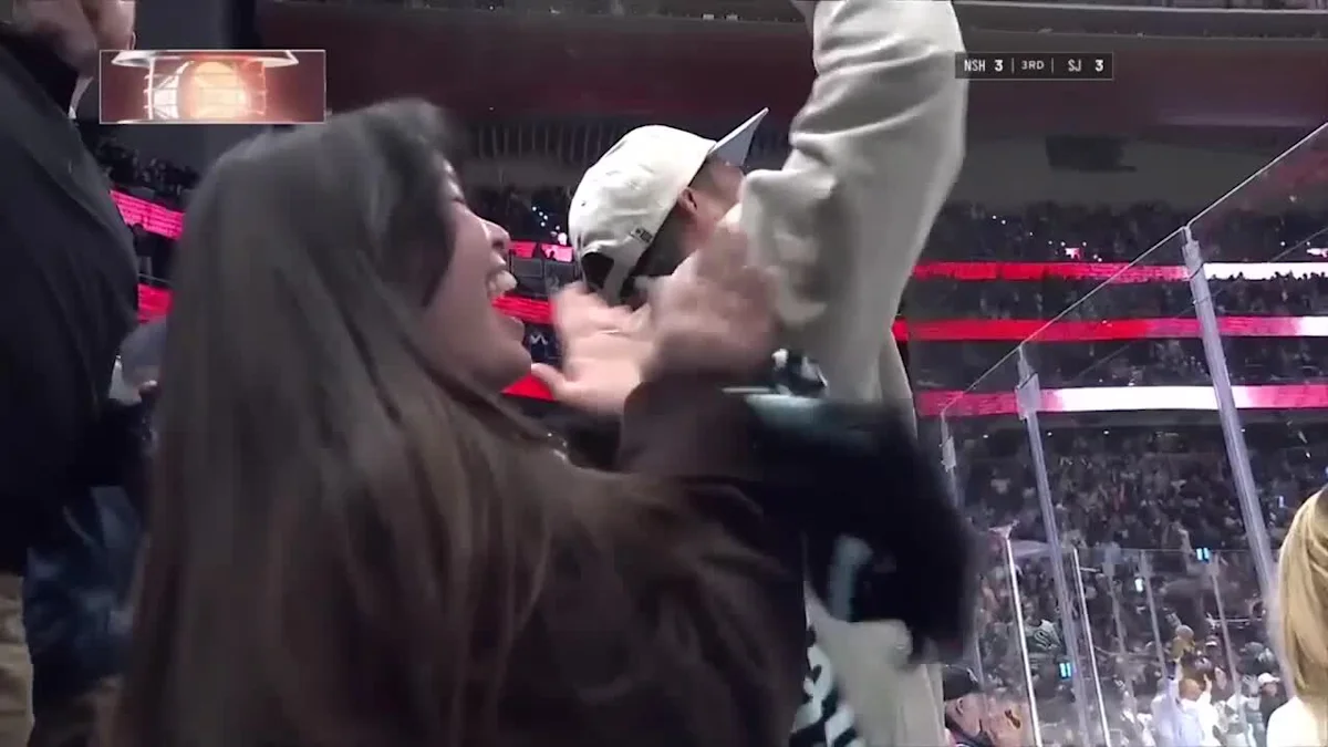 Seattle Kraken vs. Chicago Blackhawks - Game Highlights