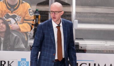 Penguins continue fight for playoff hope in game at Tampa Bay against Lightning