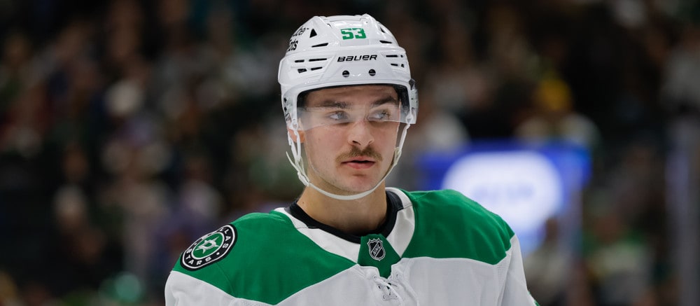 NHL DFS Picks: DraftKings Plays and Strategy for Saturday, April 18