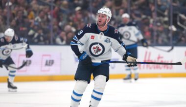 Toews named Bill Masterton Memorial Trophy nominee