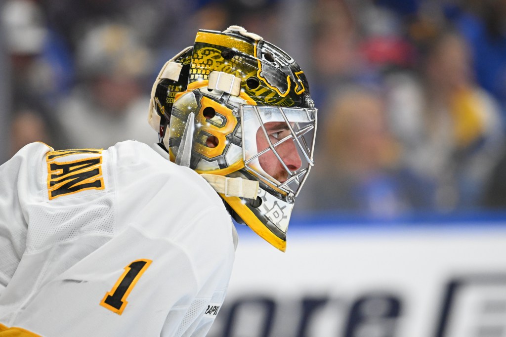 Boston Bruins goalie Jeremy Swayman (1) in action.