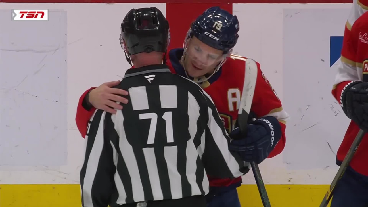 Linesman Kovachik's final game | NHL.com