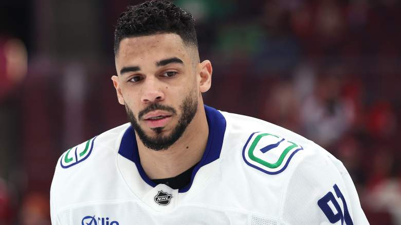 The Toronto Maple Leafs should take a flyer on a potential UFA forward this summer, amid the club's need for depth and toughness.