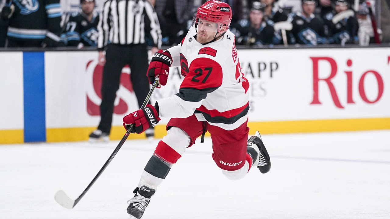 Ehlers good fit with Hurricanes entering playoffs