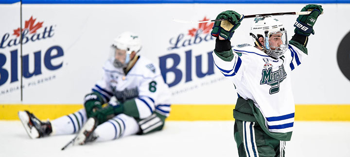 (photo: Riley Joslin)