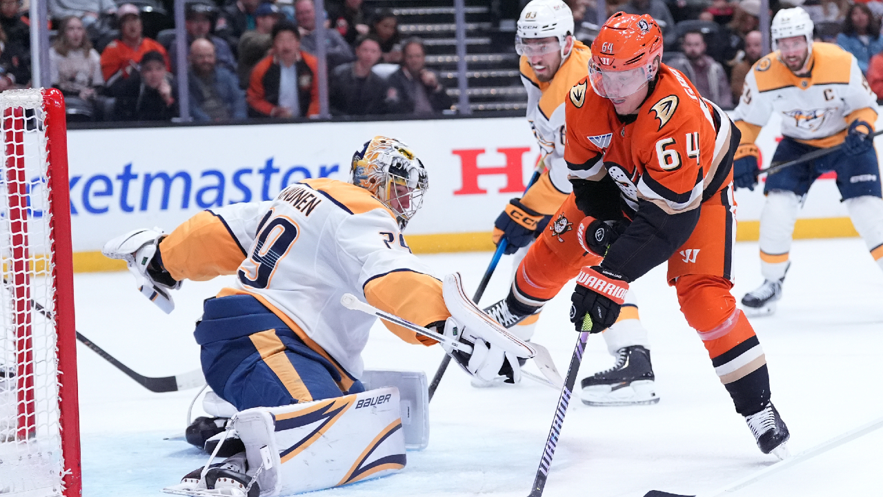 Annunen stops 43 shots for third career shutout in Predators' win over Ducks