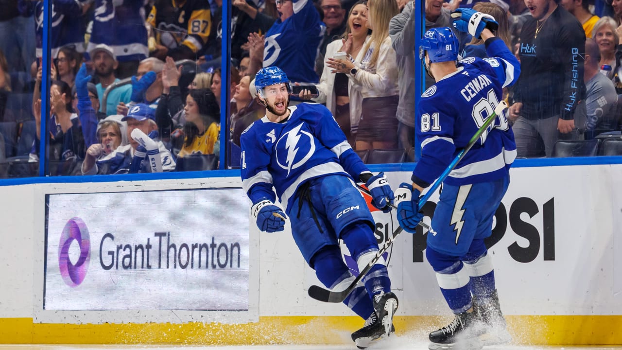 Cirelli gets hat trick, Lightning defeat Penguins to reach 100 points