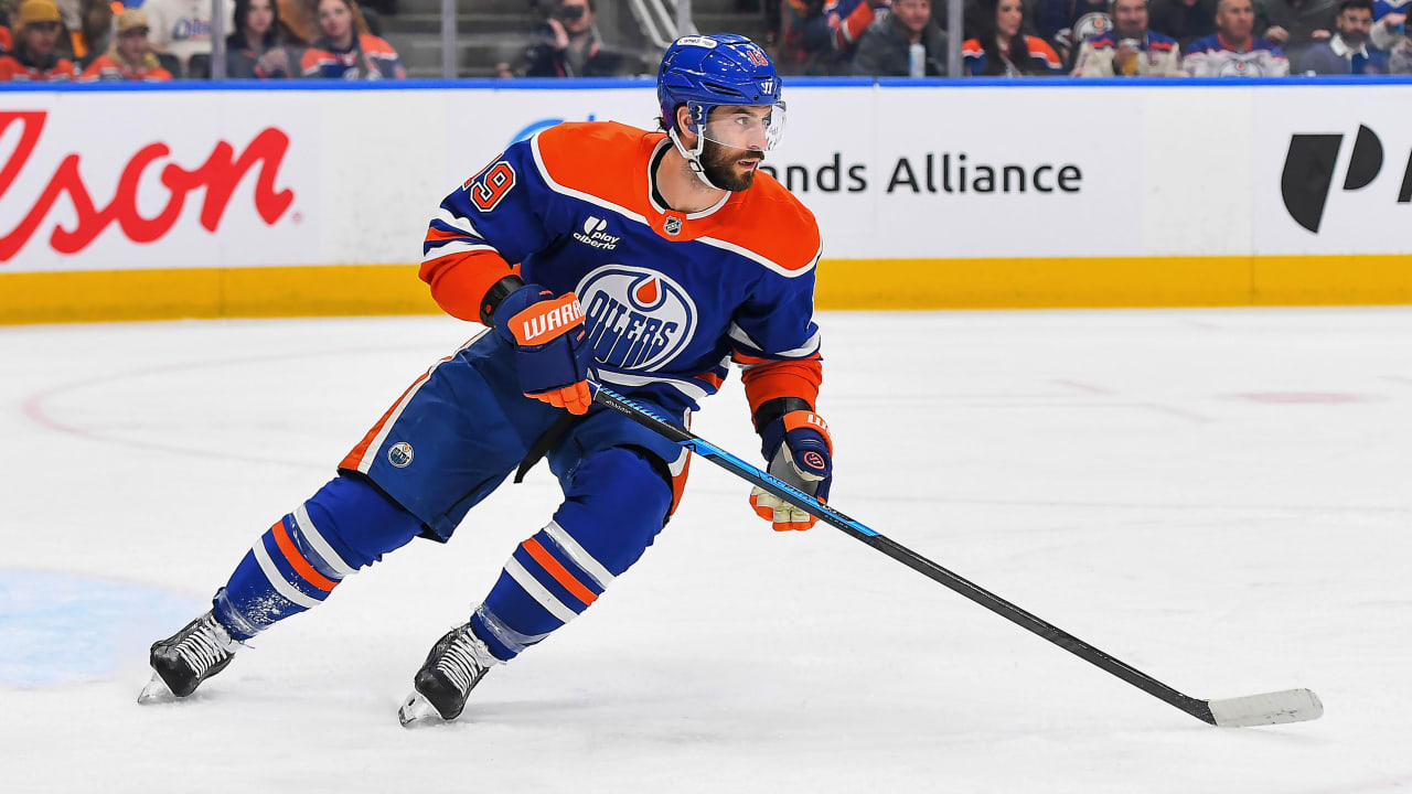 Henrique to miss Game 2 of Western 1st Round for Oilers with injury