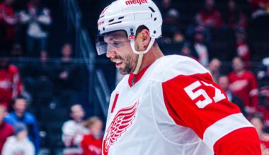 Red Wings Fall to Rangers