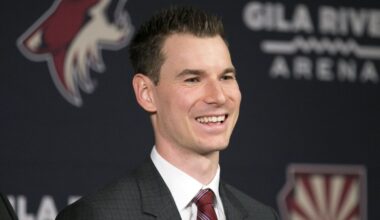 Report: Maple Leafs rule out GM candidate, two finalists remain