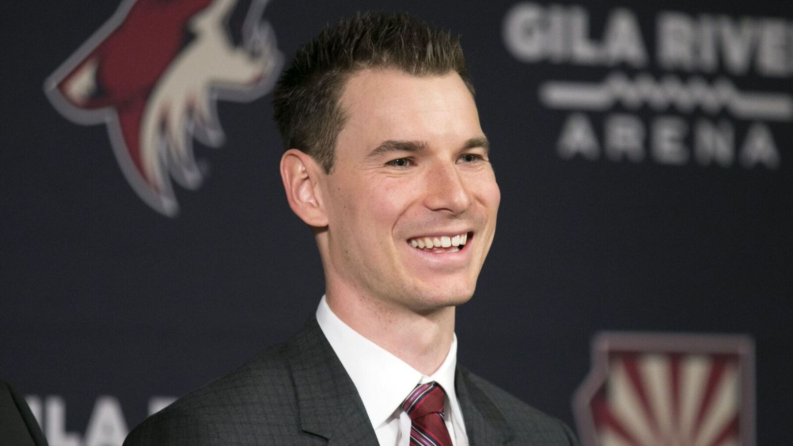 Report: Maple Leafs rule out GM candidate, two finalists remain