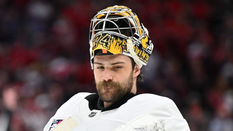 A former Edmonton Oilers netminder continued his playoff woes on Saturday night, something fans can sadly relate to.