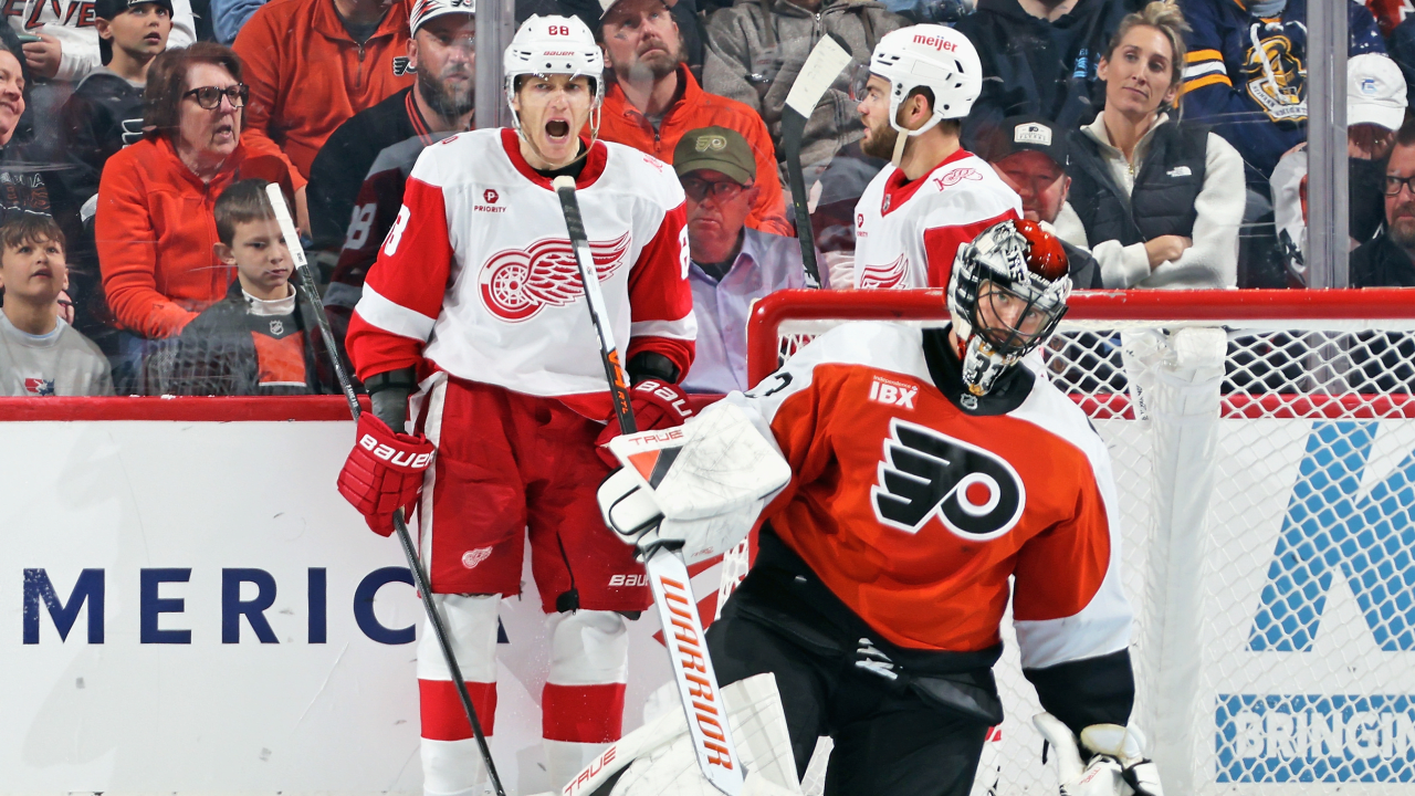 Kane has 3 points, Red Wings defeat Flyers