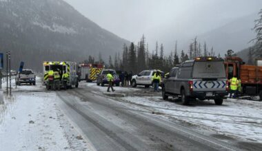 Colorado snow plow driver charged after crash with van carrying hockey team