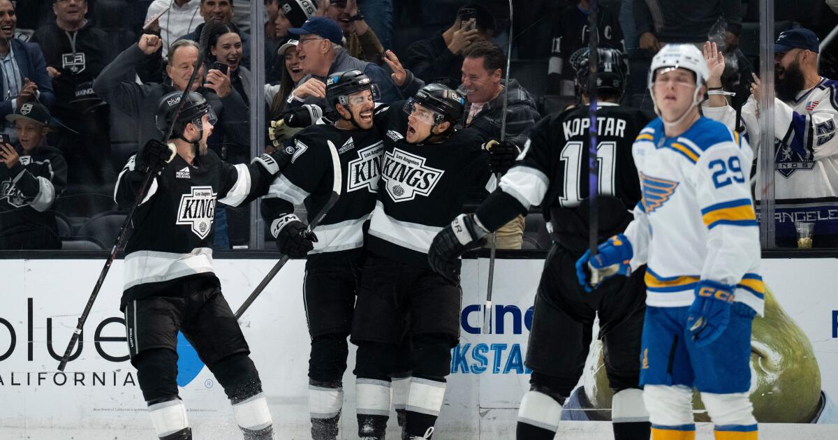 Trevor Moore scores in overtime to lift Kings past Blues and into wild-card spot