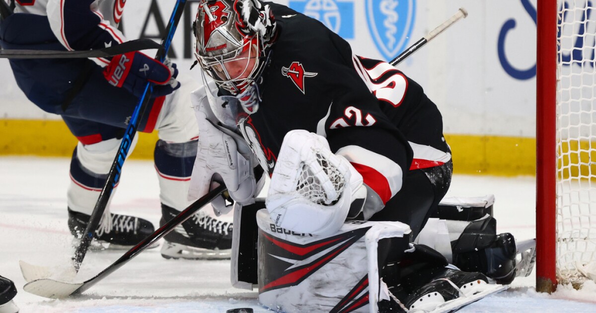 Ellis notches 37-save shutout as Buffalo Sabres maintain control of division