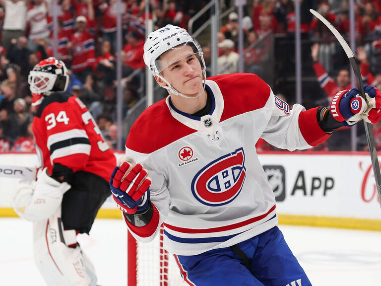 Canadiens win 8th straight, hit 100-point mark for 1st time in 9 years