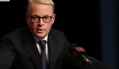 Maple Leafs need real answers, not Pelley's buzzwords