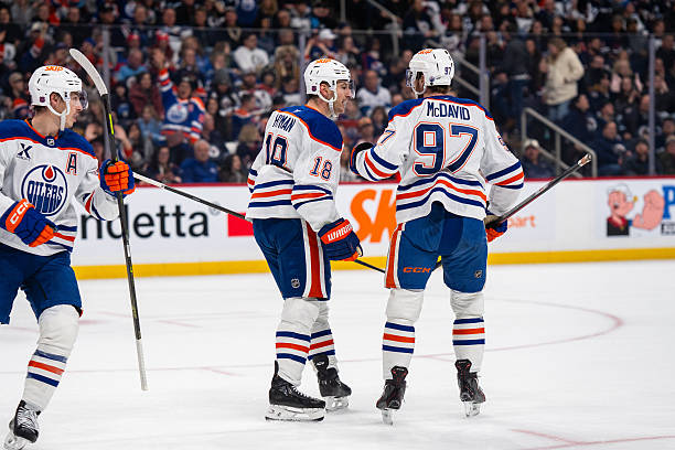Oilers vs. Blackhawks Time, TV & Live Stream – 4/2/2026