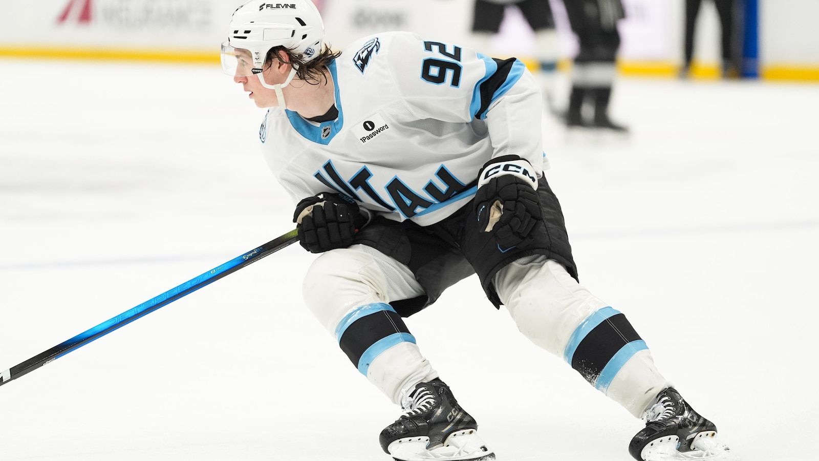 Cooley scores twice in the Mammoth's 6-2 victory over the Kraken