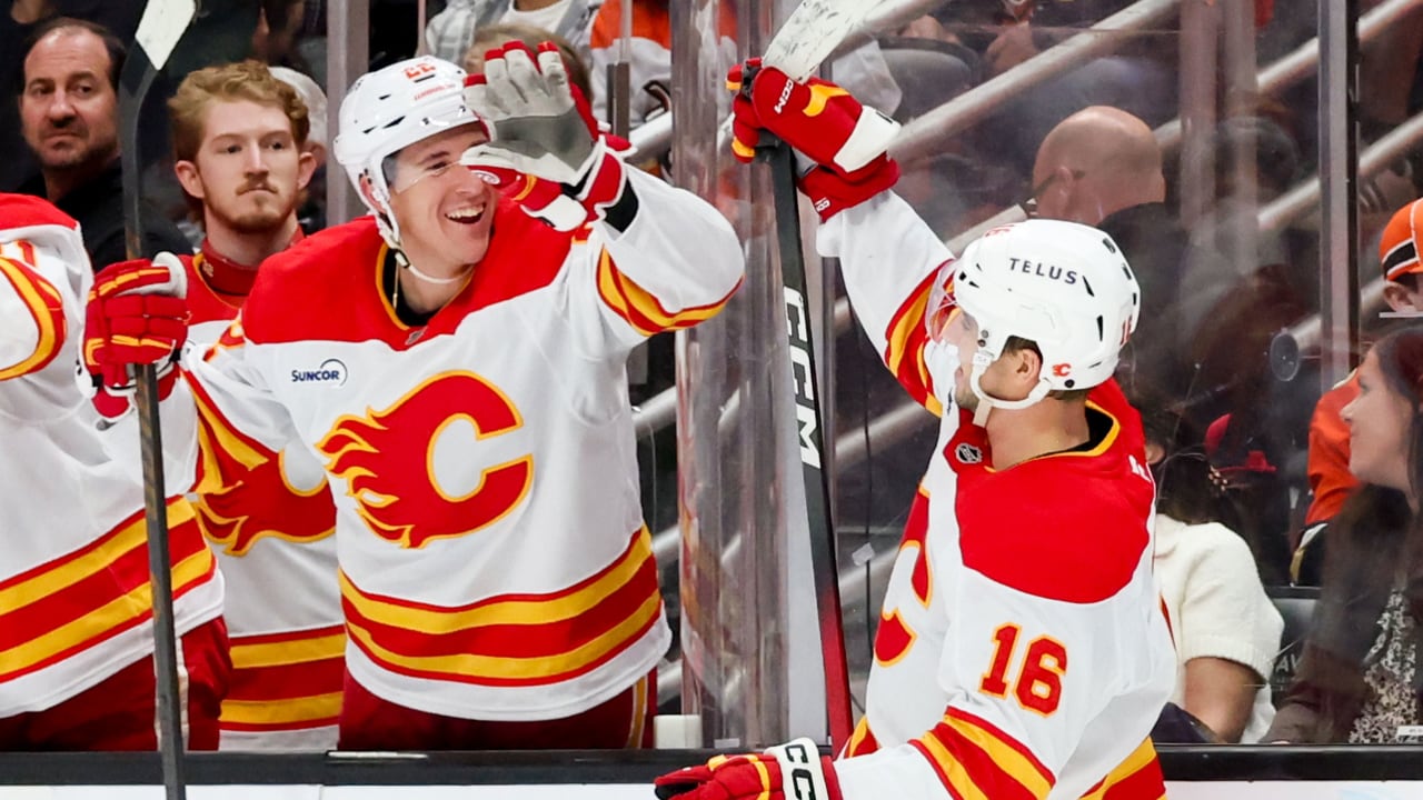 Frost scores twice, Flames hand Ducks 5th straight loss