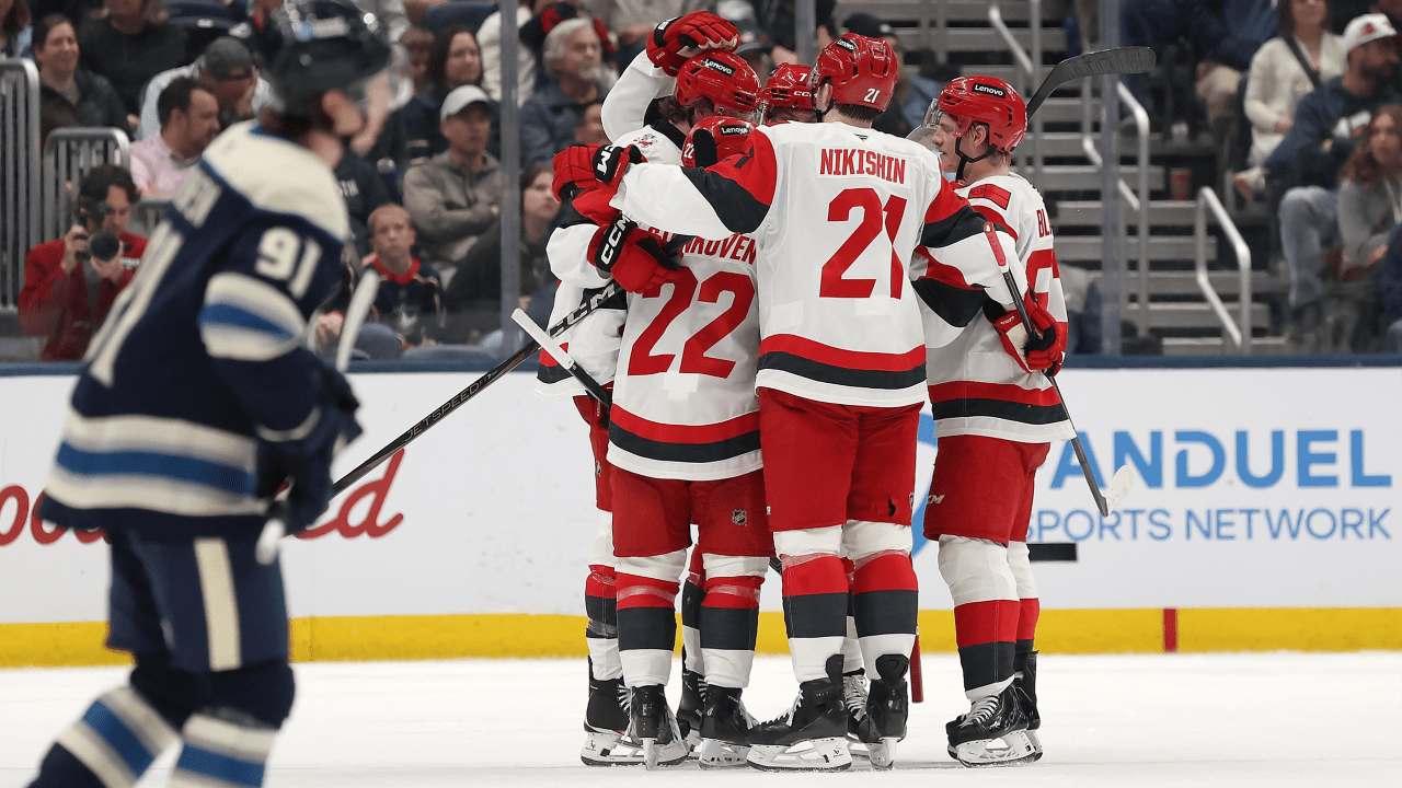 Hurricanes score 3 in 3rd, defeat Blue Jackets to reach 100 points
