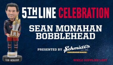 Blue Jackets celebrate the 5th Line with special fan festivities