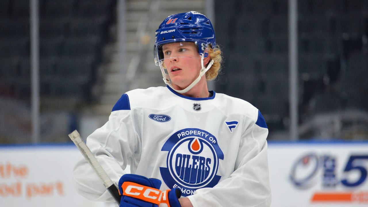 PROJECTED LINEUP: Samanski to make playoff debut in Game 2 against Ducks