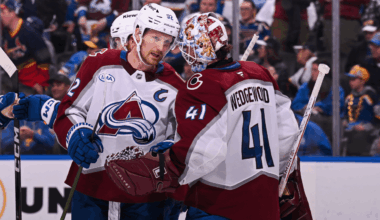 Avalanche defeat Blues, clinch Western Conference, Central Division titles
