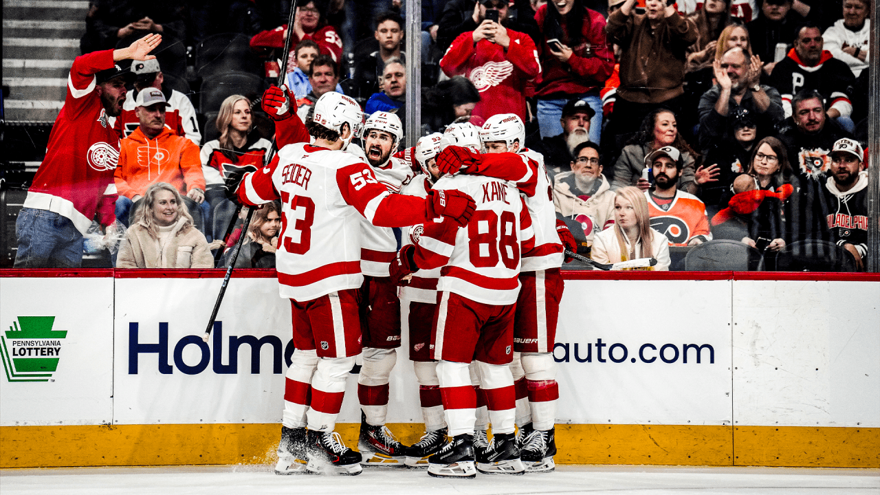 RECAP: Red Wings rise to occasion, emerge from ‘tough road game’ with 4-2 win over Flyers