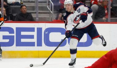 Jackets sign pending UFA Charlie Coyle to 6-year extension