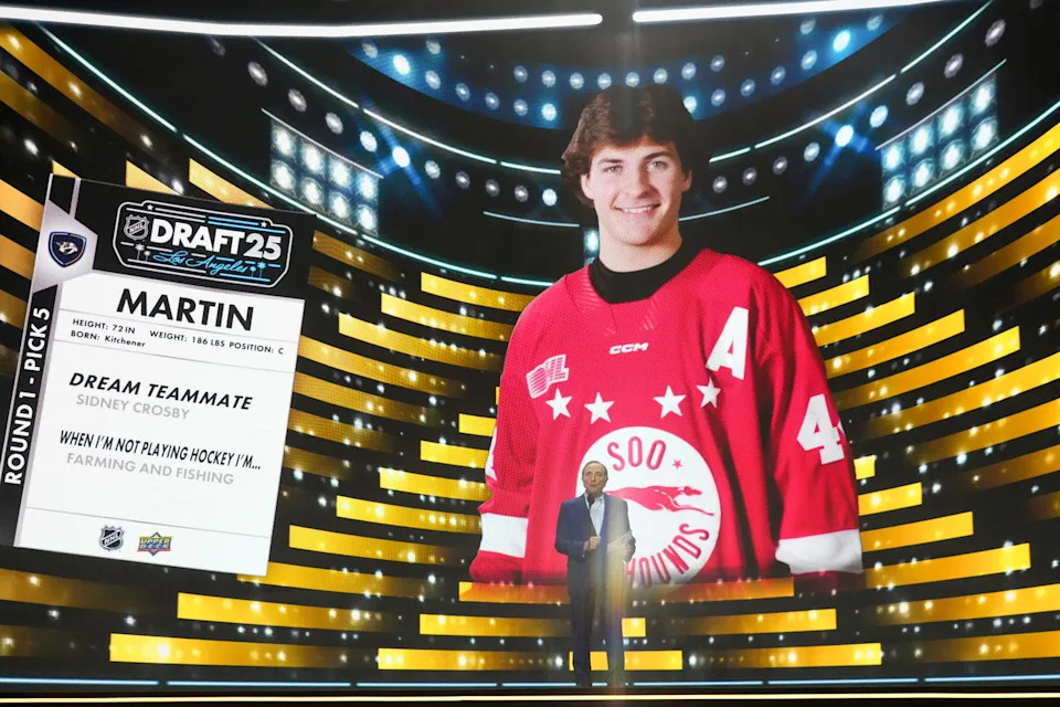 Jun 27, 2025; Los Angeles, California, USA;NHLCommissioner Gary Bettman announces Brady Martin is selected as the fifth overall pick to the NashvillePredatorsin the first round of the 2025NHLDraftat Peacock Theater. Mandatory Credit: Kirby Lee-Imagn Images