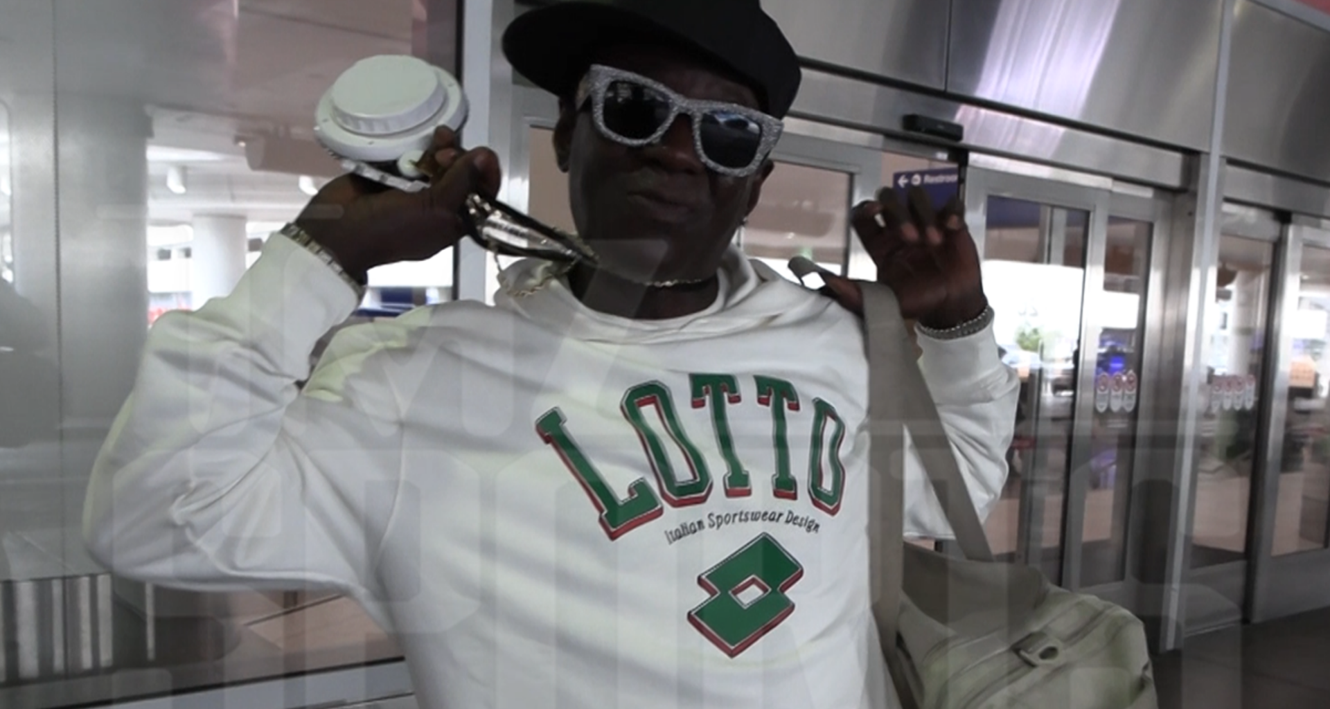 Flavor Flav Says U.S. Women's Hockey Getting Key to Las Vegas During She Got Game Weekend