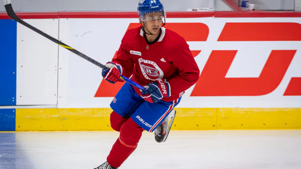Photo of Montreal Canadiens top prospect Michael Hage.