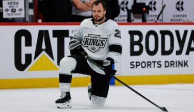 Kings get Scott Laughton contract update after trade away from Maple Leafs